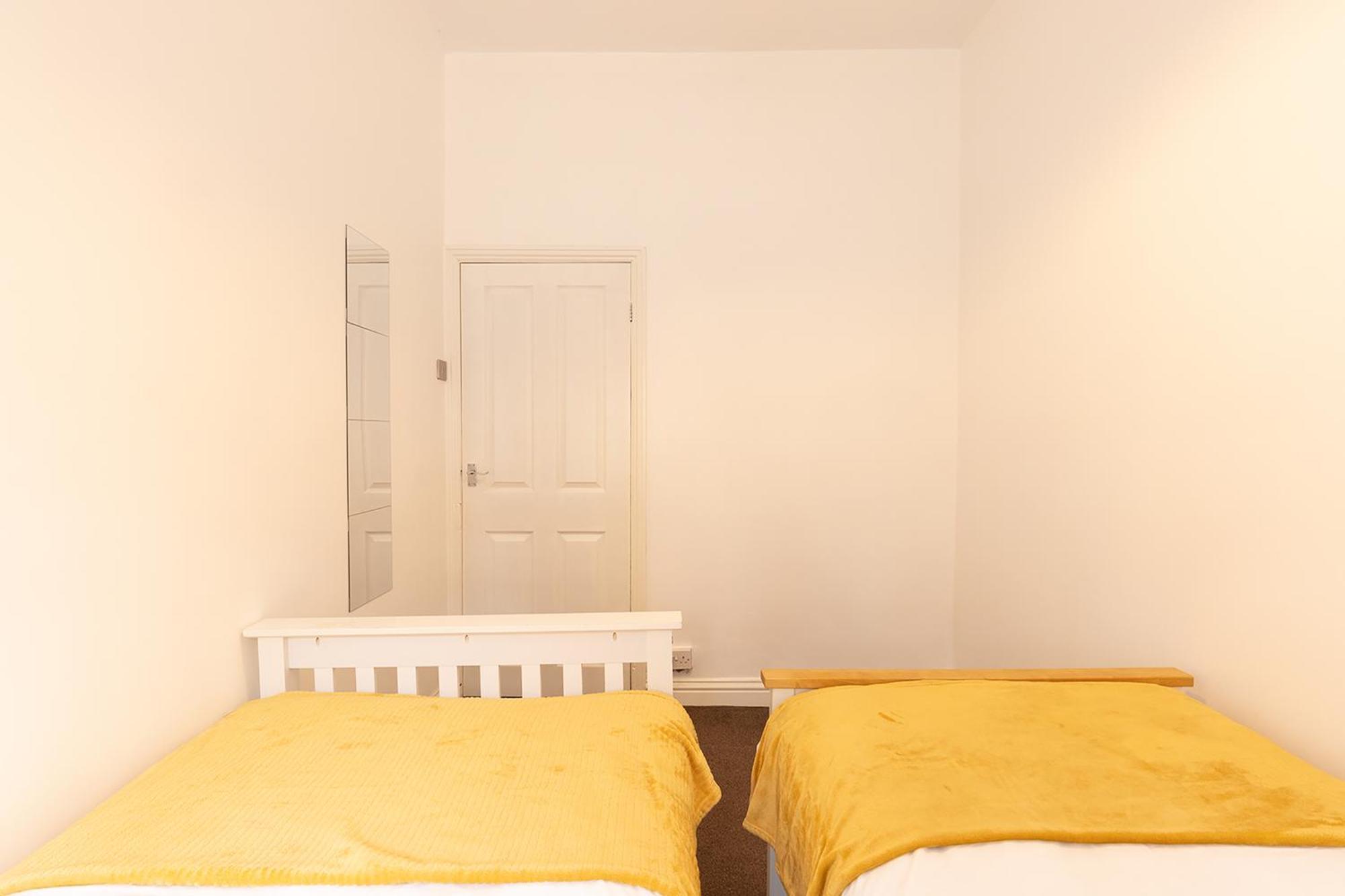 Cityhost Apartments - Gateshead 115 Bagian luar foto